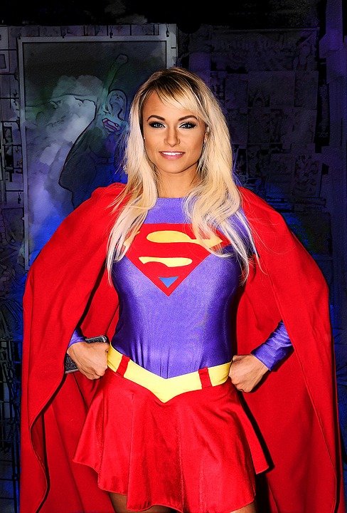 supergirl-3337505_960_720.jpg