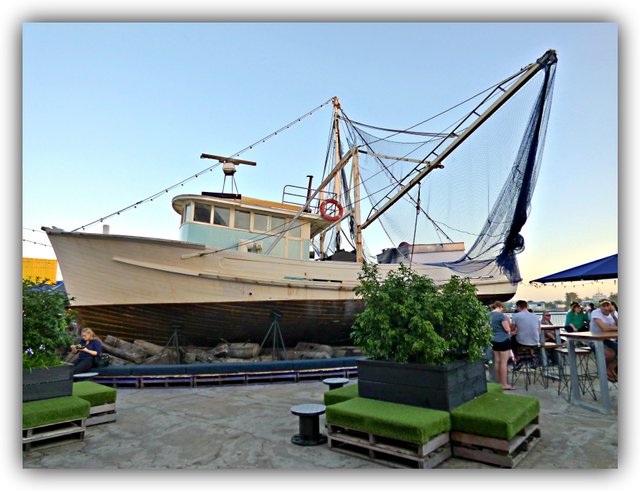 F Boat5.jpg