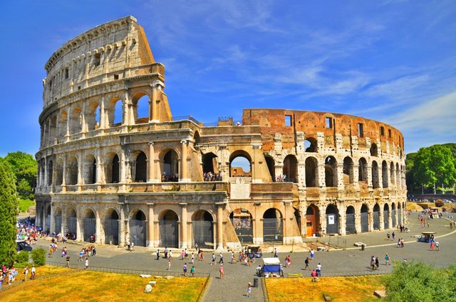 Il_Colosseo.jpg