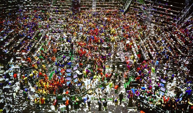 artwork_images_706_44325_andreas-gursky.jpg