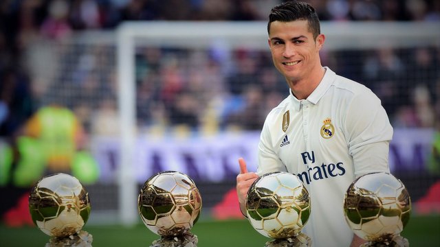 cristiano-ronaldo-real-madrid-granada-la-liga-ballon-dor_15fszo66dk5op1rygrakkp8g8z.jpg