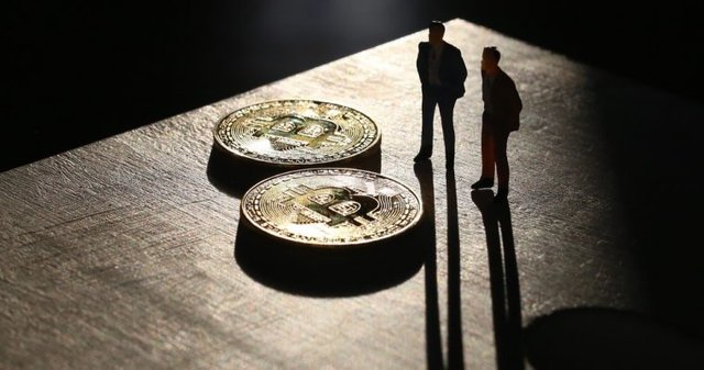 Bitcoin-dark-figures-760x400.jpg