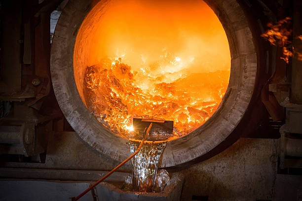 view-of-interior-of-furnace-in-aluminium-foundry-picture-id180404800.jpg