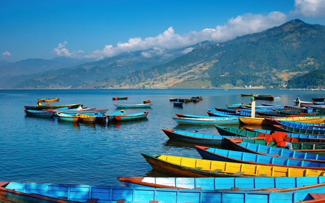 Fewa-Lake-Pokhara-Nepal-©-Dmitry-Pichugin-Dreamstime-46245291-e1471899678502.jpg