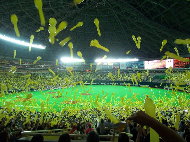 Fukuoka-Dome-4320-1347.jpg