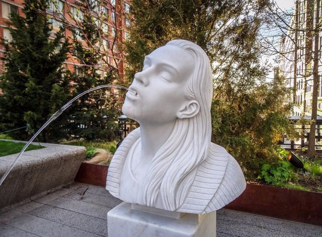 Highline Park Fountain.jpg