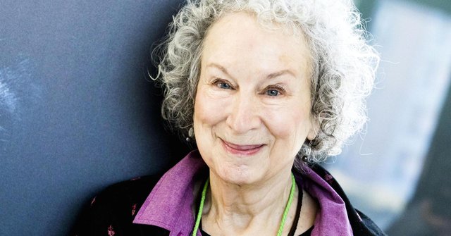 105006219-Margaret_Atwood.1910x1000.jpg