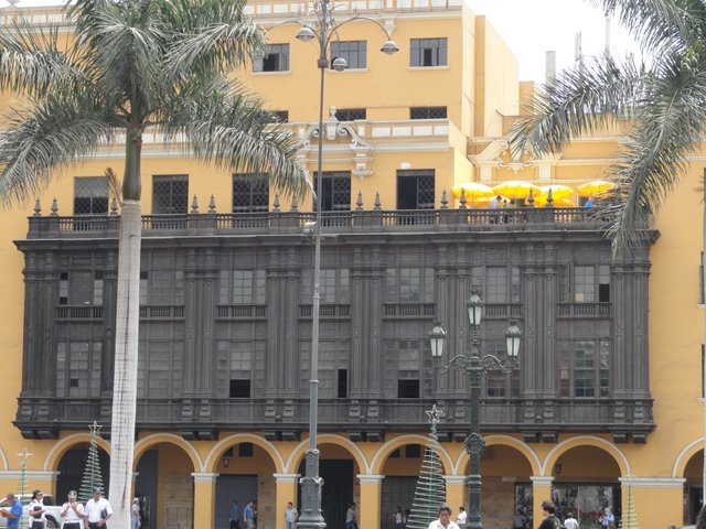 Lima city tour11 (Plaza Mayor).JPG