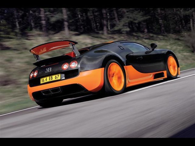 bugatti-veyron-super-sport-rear-3-quarter.jpg