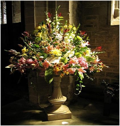 Vertical flower arrangement.jpg