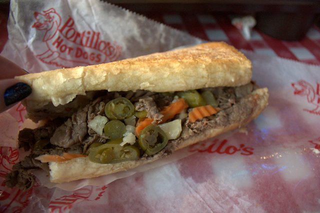 Portillos_Italian_Beef_Sandwich.jpg