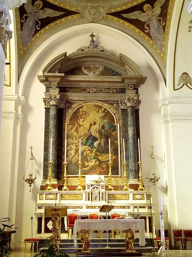 altare 2.jpg