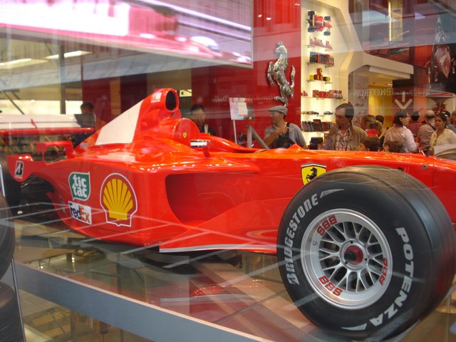 Ferrari 9.JPG
