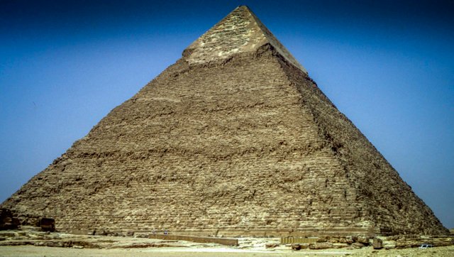 Pyramids_13.jpg