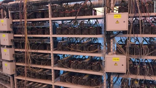 171107110559-bitcoin-mining-780x439.jpg