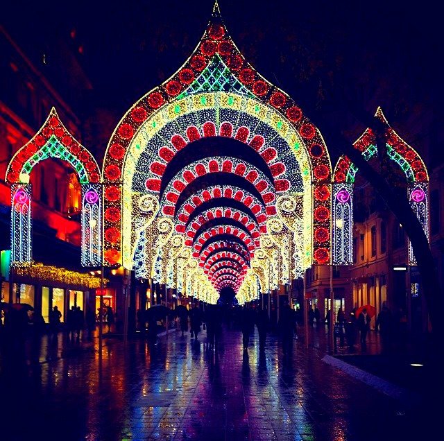 fete-des-lumieres-christmas-arches.jpg