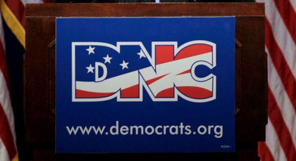 dnc_sign_ap_605.jpg