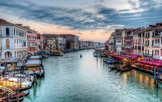 Tempat Wisata Terbaik - Venezia, Italia.jpg