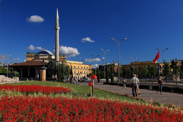 Tirana Square 2016.jpg