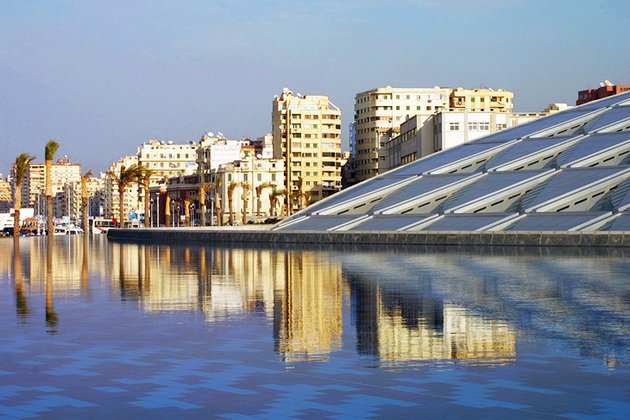 egypt-alexandria-facade-of-the-bibliotheca-alexandrina.jpg