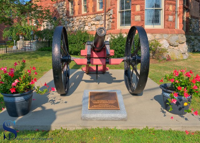 Fort Trumbull Cannon-2.jpg