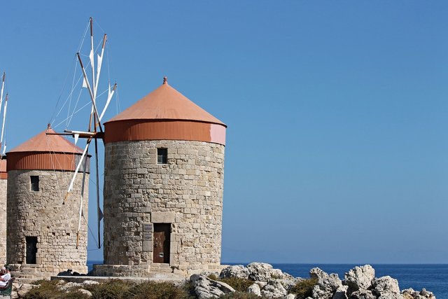 windmills-2911957_1280.jpg