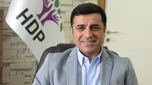 selahattin-demirtaş.jpg