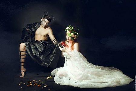 hades_and_persephone__pomegranate_by_lleye-d8ha7vs2.jpg