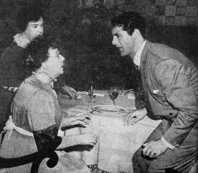 Jean_Adair_Josephine_Hull_Cary_Grant_Arsenic_and_Old_Lace_1944.jpg