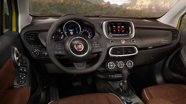 2017_fiat_500x_LIFE2_ot_1109161_1280.jpg