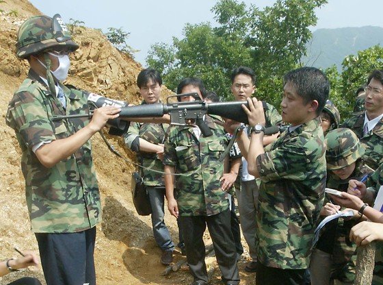 허원근 총기.jpg