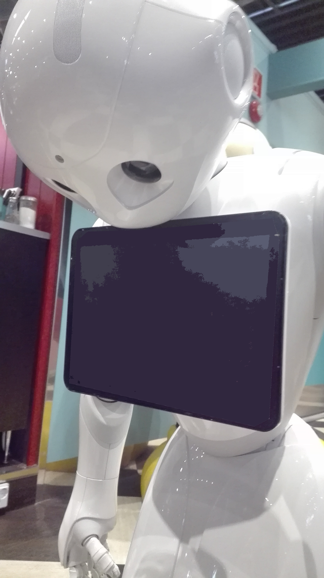 pepper_robot.png