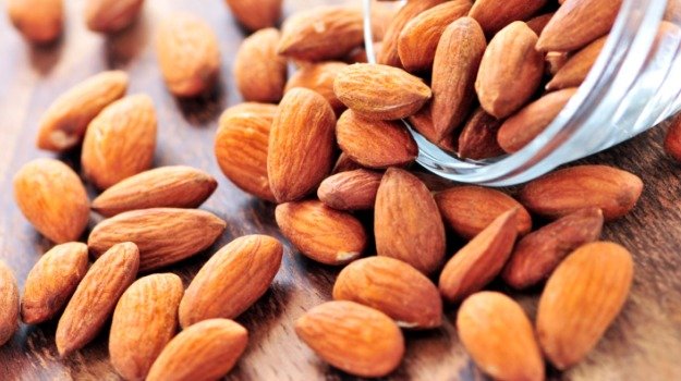 almonds_625x350_71526038059.jpg