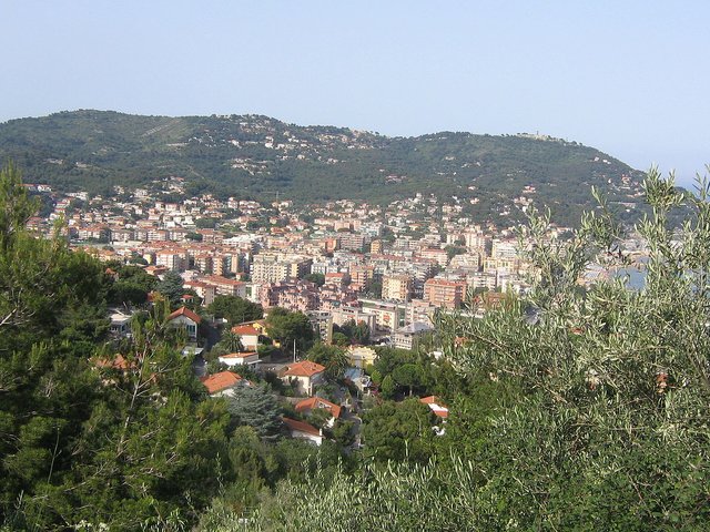 andora.jpg