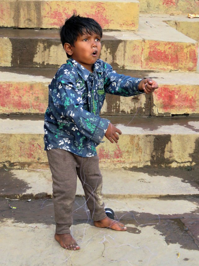 varanasi-kite-flyer-8.jpg