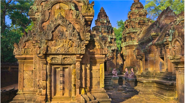 Banteay-Srey.png