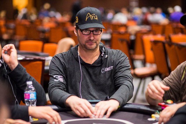 Phil-Hellmuth-returns-poker-after-dark.jpg