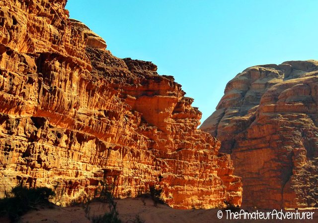 Wadi Rum mountains.jpg