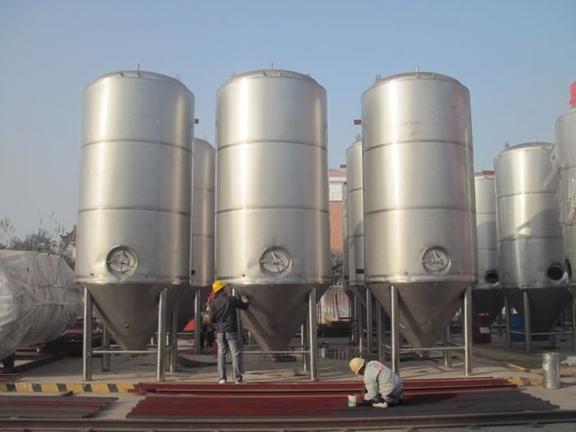 Fermenters.jpg