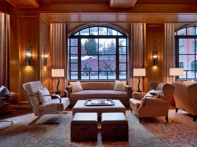 St-Regis-Aspen_20_Living-Room.jpg