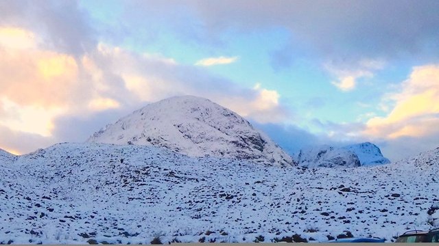 59 Back at car park and looking back up at Stob Coire Raineach.jpg