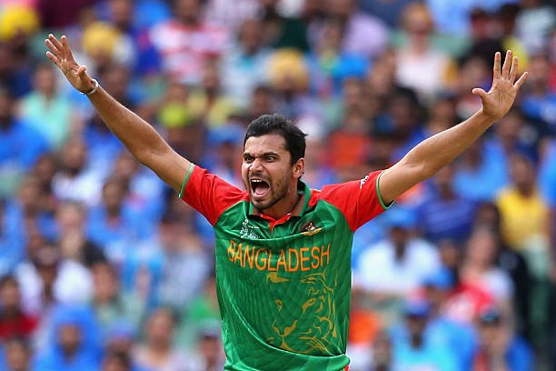 mashrafe-mortaza-of-bangladesh-appeals-for-a-wicket-during-the-2015-picture-id466791250.jpg