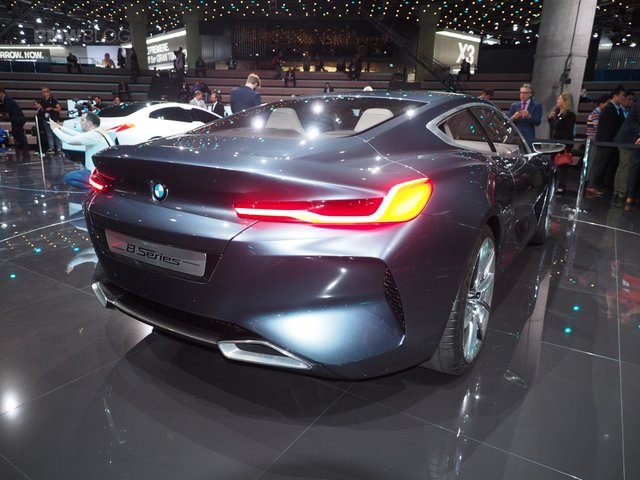 BMW-Concept-8-Series-Frankfurt-10.jpg