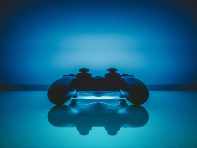 reflection-pad-gaming-gamepad.jpg