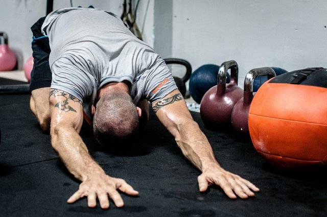 kettlebell-2052765_1920.jpg