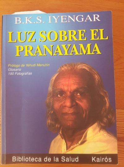 iyengar pranayama peq.jpg