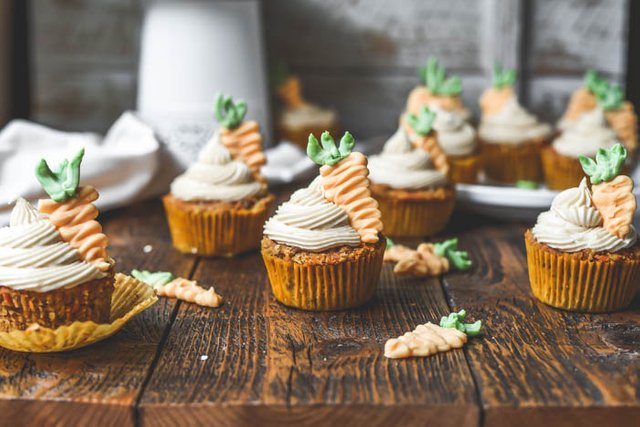 Perfect Carrot Cake Cupcakes + Coconut Cream Cheese Frosting (4).jpg