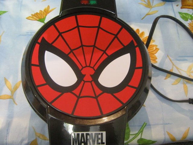 Spider-Man Waffle Maker （スパイダーマン - ワッフルメーカー