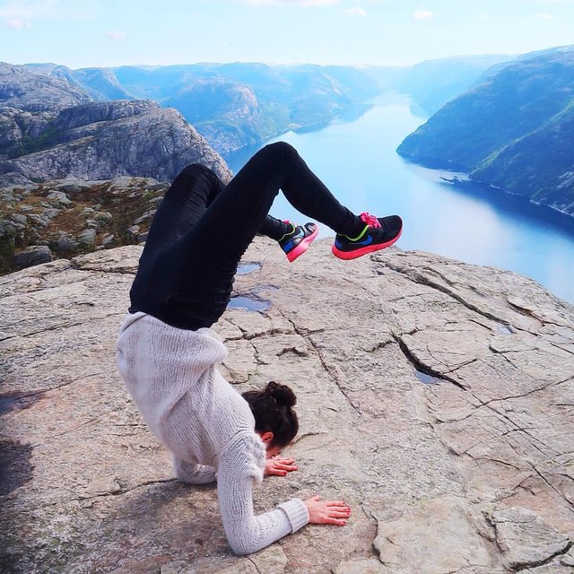 norway_yoga.jpg