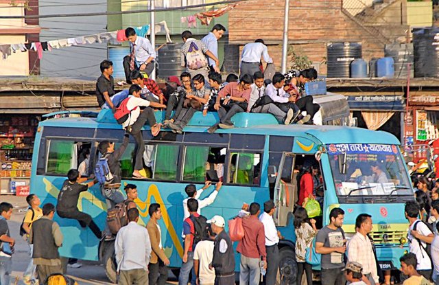 Passengers-on-roof-Old-Bus-Park.jpg